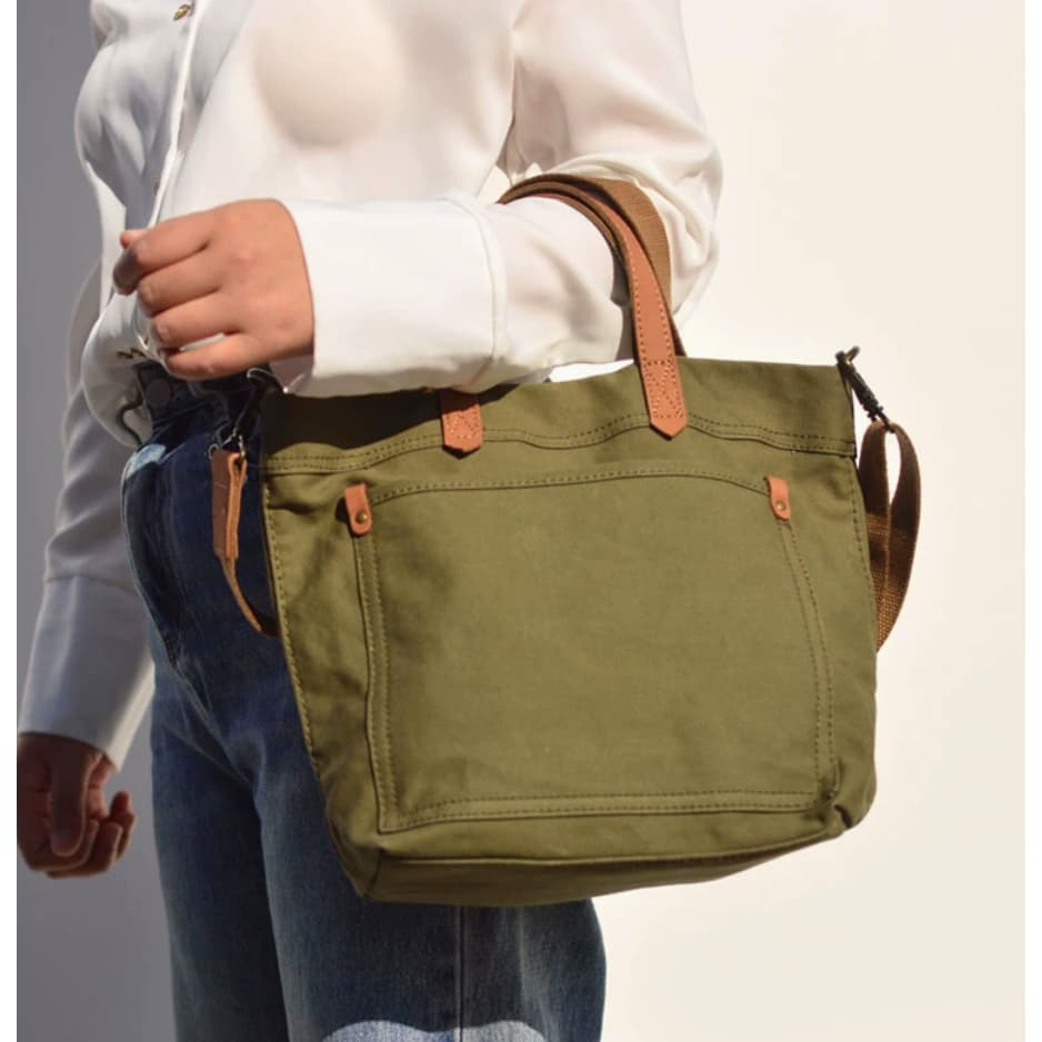Verão novo estilo bolsa de lona com couro portátil saco do mensageiro estilo Mori All-Match diário Commuter feminino sac