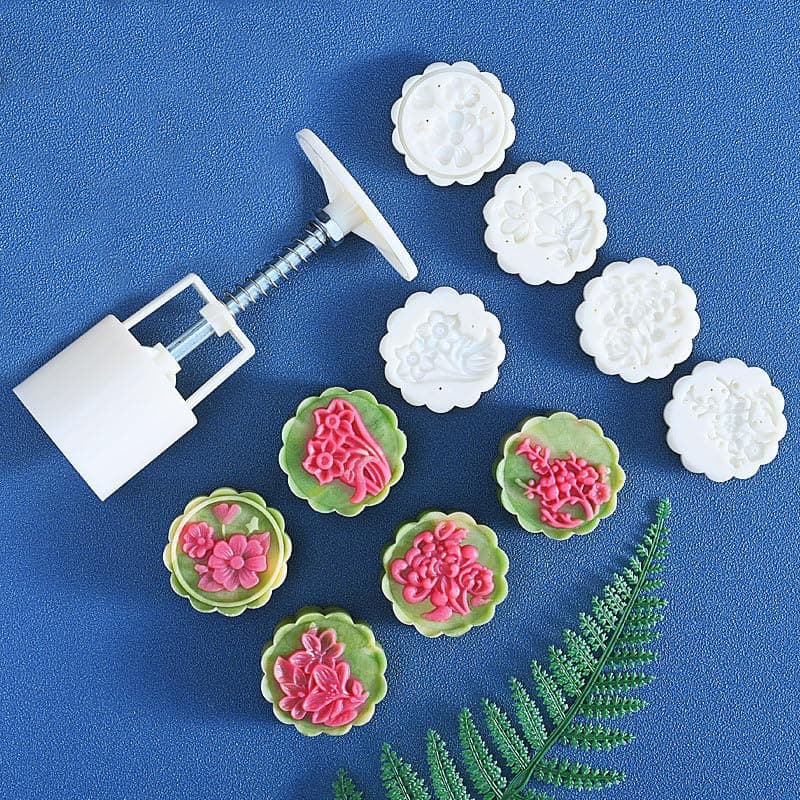 Kit Ejetor Molde Para Massas Brigadeiro e Doces Blue Star Max Flor Coração Arabesco Docinhos Gourmet