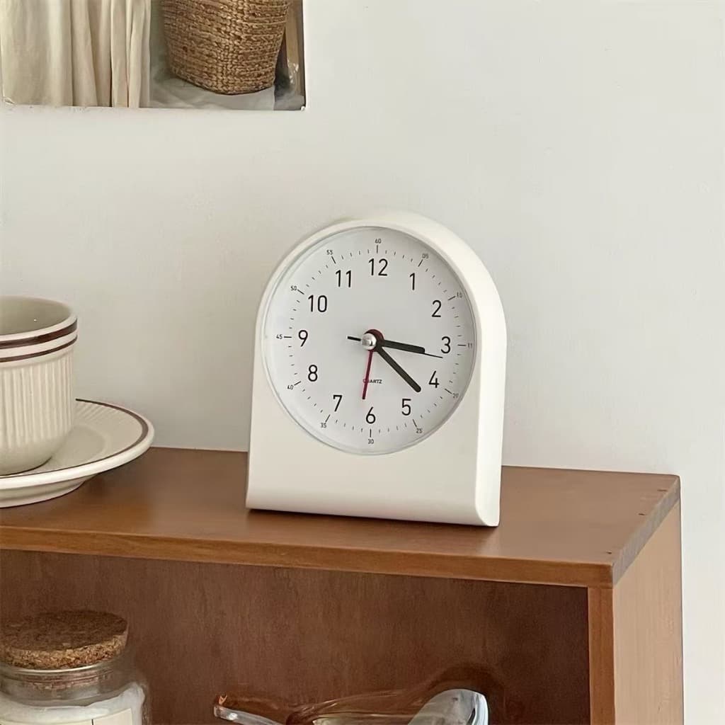 Relógio despertador silencioso estilo simples de mesa, decoração branca de mesa