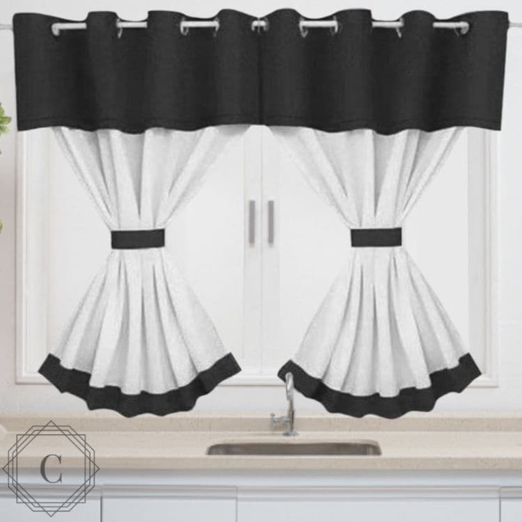 Cortina de Cozinha Janela / Casa 2,60m x 1,40m para Varão Simples - Preta e Branca