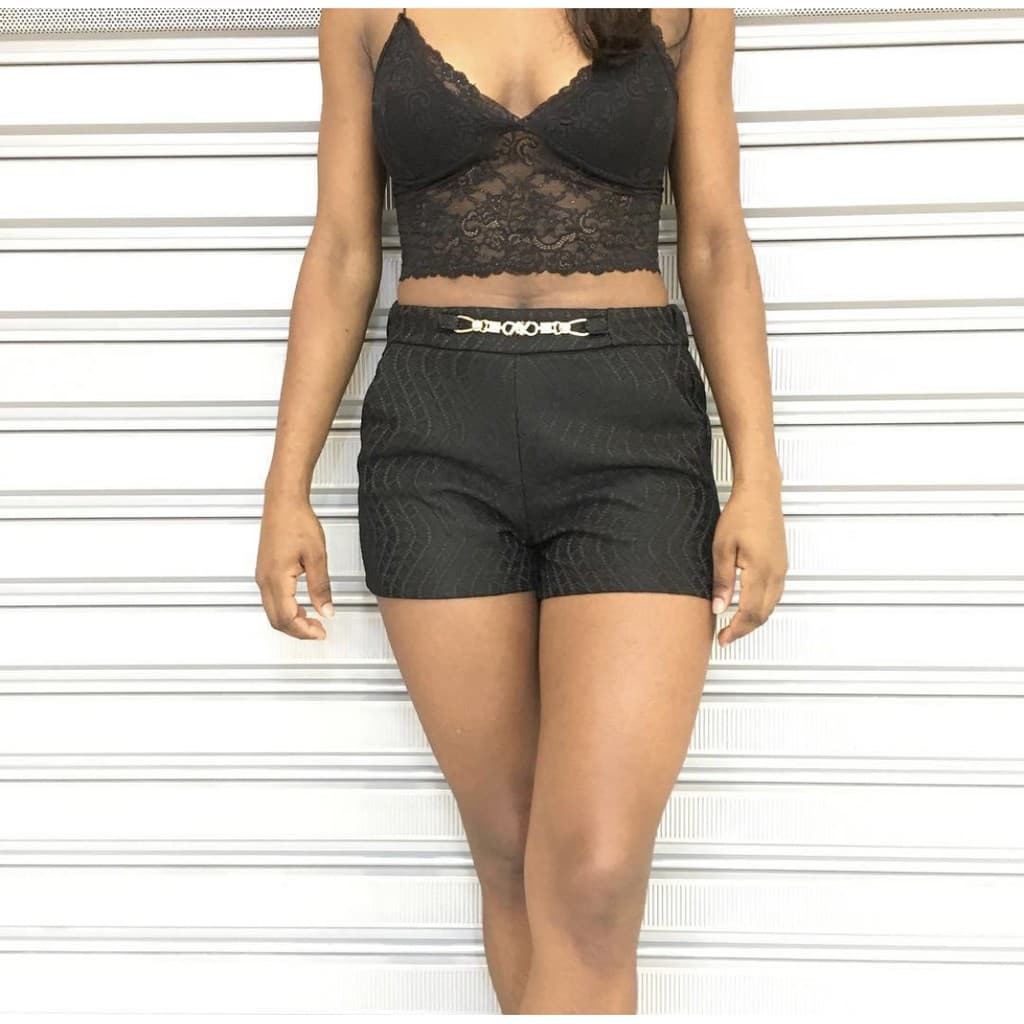 short feiminino social importado Esticar Moda