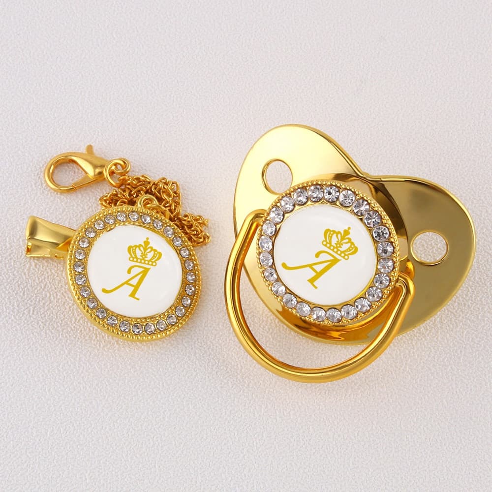 Europeu Americano Popular Luxo Bebê Pacifier Golden Crown First Letter Style