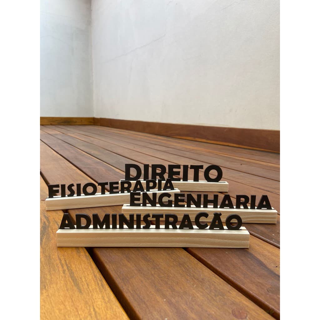Suporte de Mesa Toco Pinus Profissões Decoração