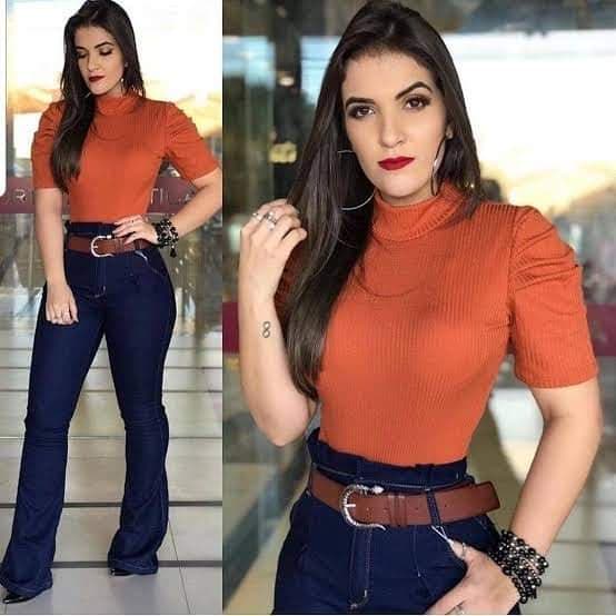 Blusa gola alta manga curta princesa bufante malha canelada tendência