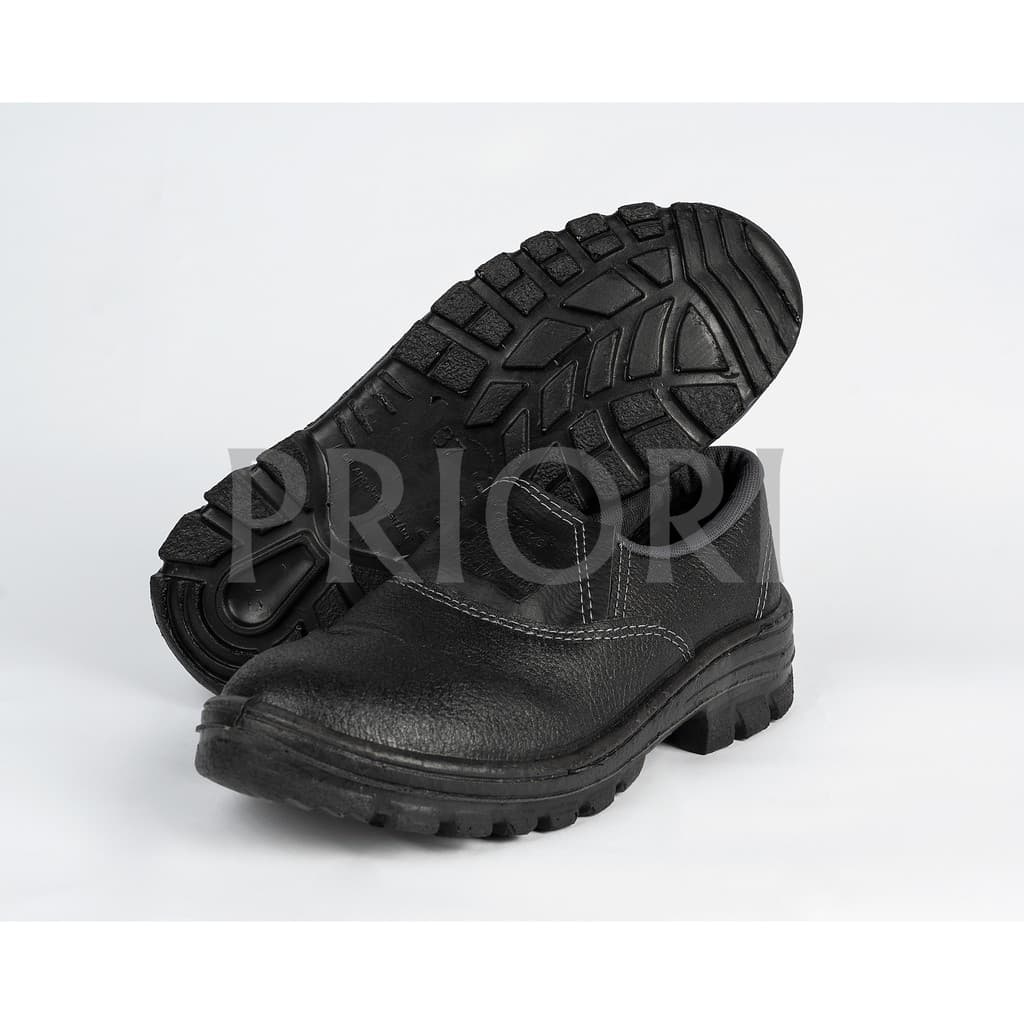 Sapato De Segurança Couro Preto Elástico Cartom Com Bico De Pvc