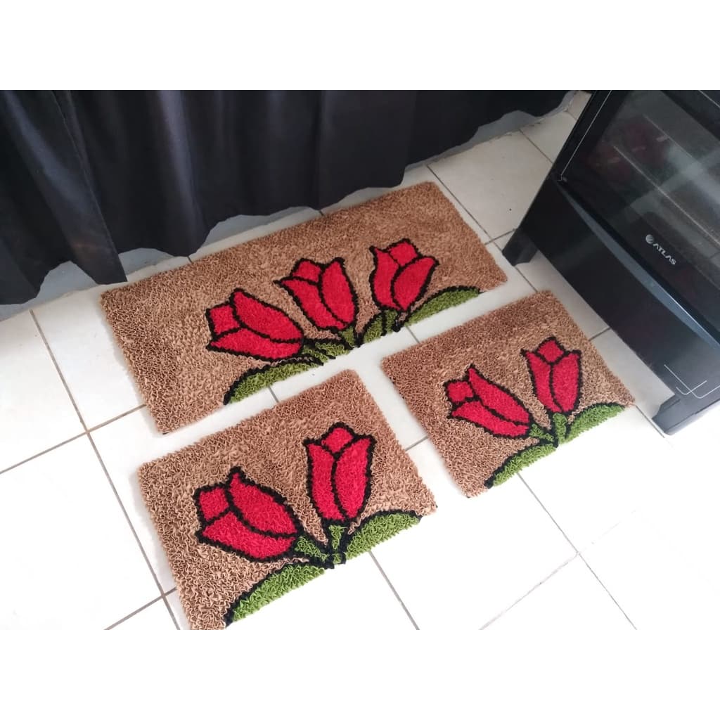 Kit tapetes de frufru para cozinha Tulipas 3 peças - tapetes artesanais para decoração