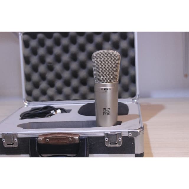 Microfone Profissional Condensador Behringer B2