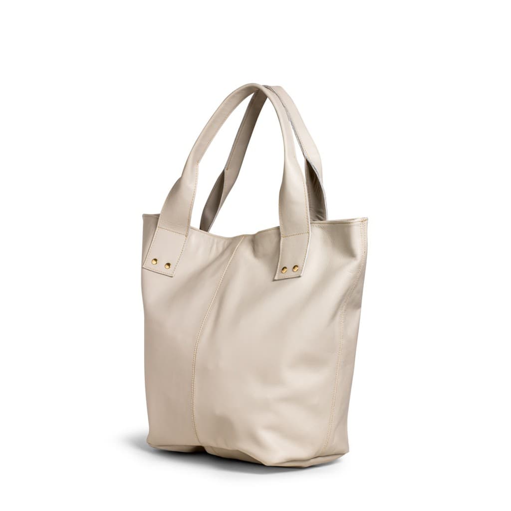 Bolsa Sacola Marfim de Couro Cla-Cle