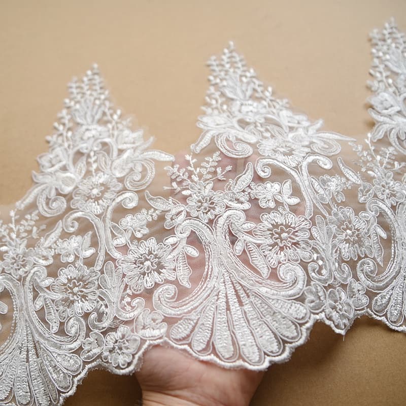 Bordados De 1Yard Brancos Em Malha De Renda De Luxo Tecido Costura Diy Craft Artesanal Para Vestidos De Noiva Decoração Larga 28cm