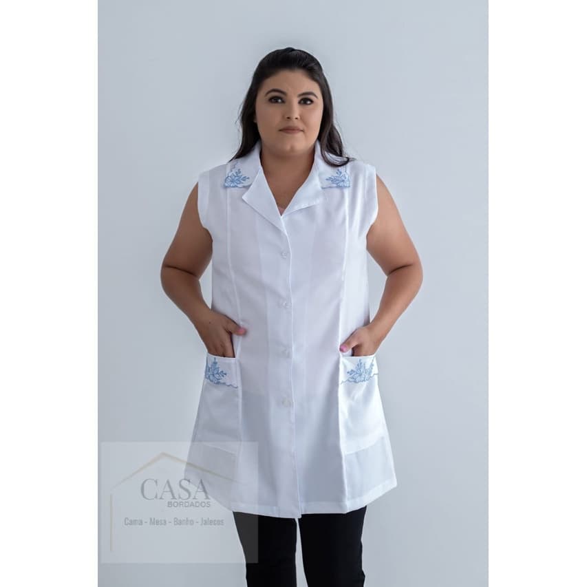 Jaleco Feminino Branco Bordado Tecido Oxford ref : 960 - Nininha Jalecos  - ÓTIMA QUALIDADE