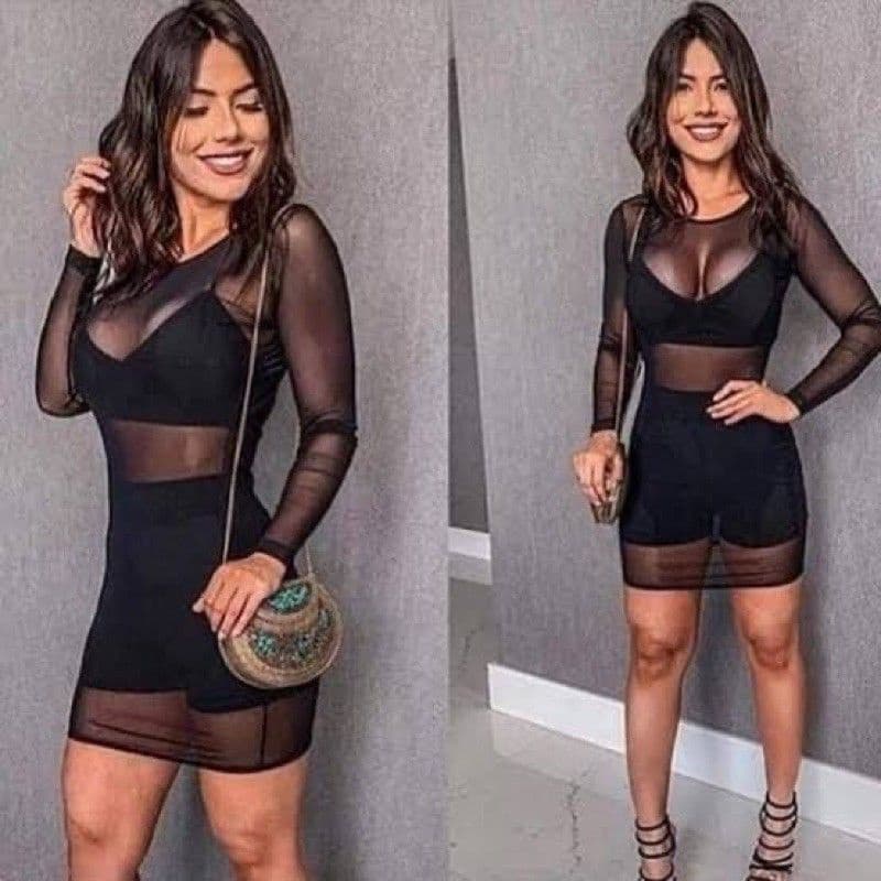 Vestido de Tule Manga Longa transparente