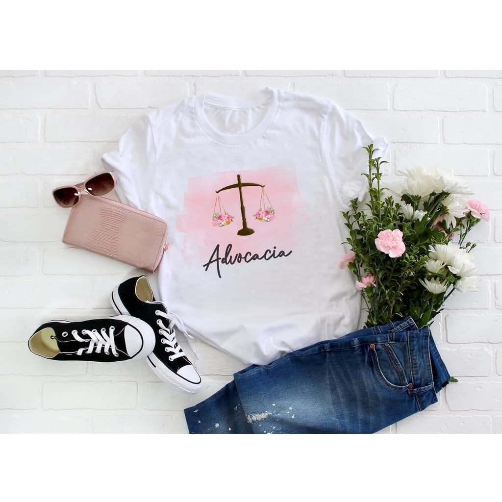 Camiseta Estampa "Advogada(o)" 100% Poliéster / Camisa de Direito / Camiseta Personalizada