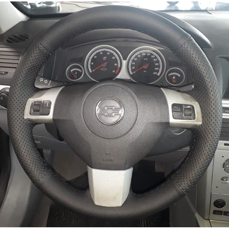 capa de volante costurada vectra