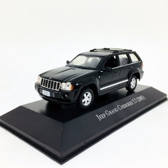 Miniatura Jeep Grand Cherokee 5.7 2005 Carros Inesquecíveis