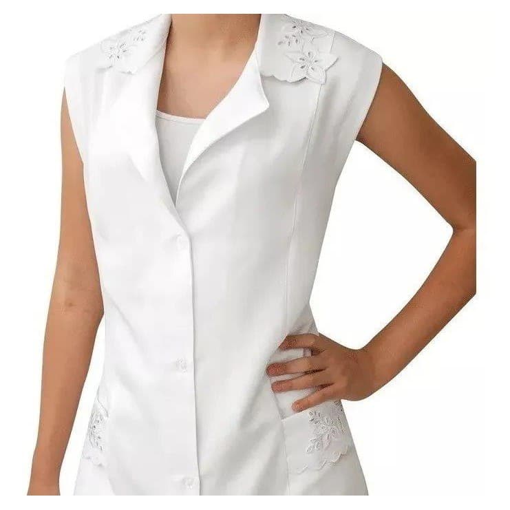 Jaleco Feminino Branco Bordado Tecido Microfibra ref : 835 - Nininha Jalecos