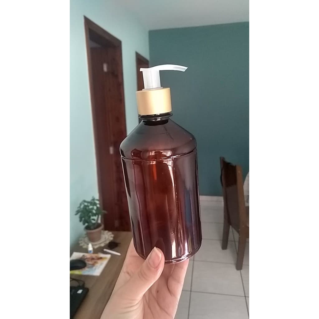 Embalagem Pet âmbar com pump Dourada
