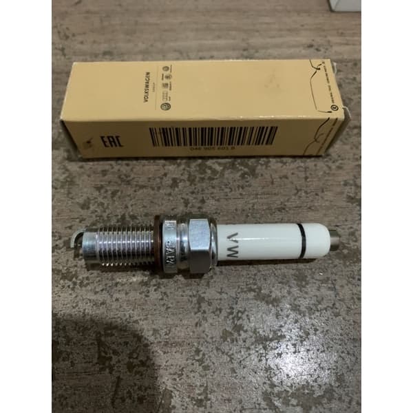 Vela De Ignição Vw Golf Jetta Passat A1 A3 Q3