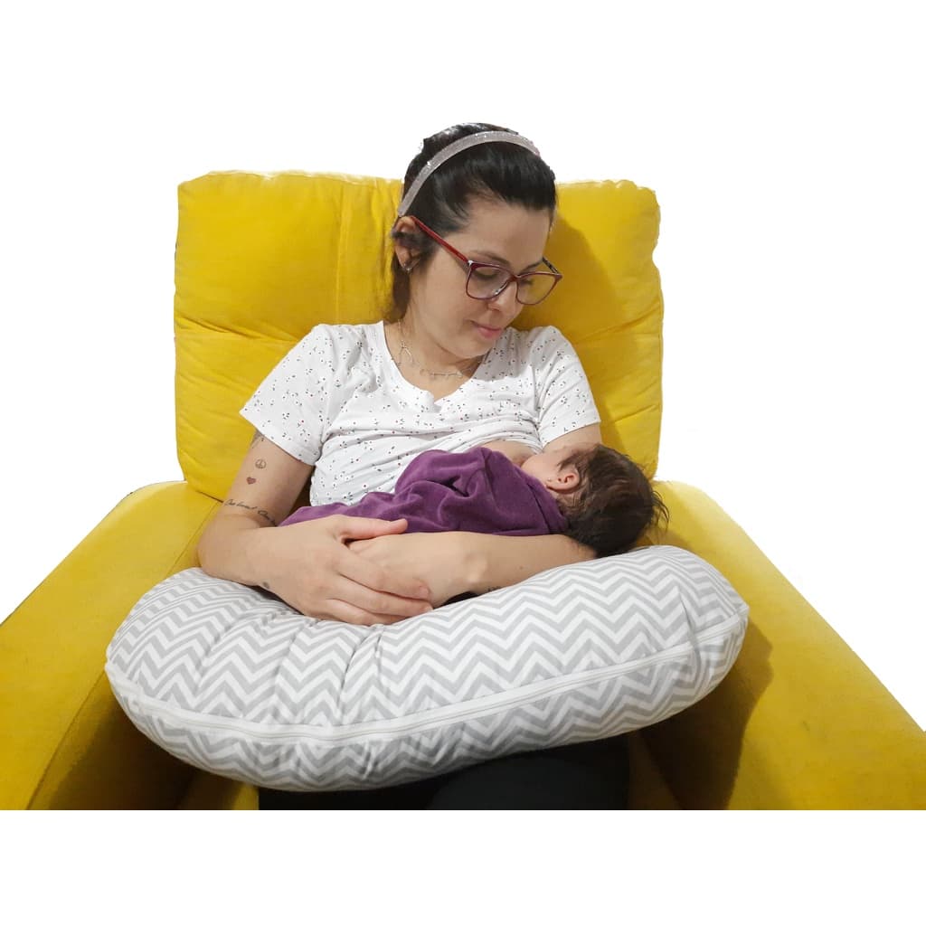 Almofada Amamentação Zigzag Cinza  - Promoção! BEM FIRME + SUPER BEM ACABADA + PRÁTICA PARA LAVAR!