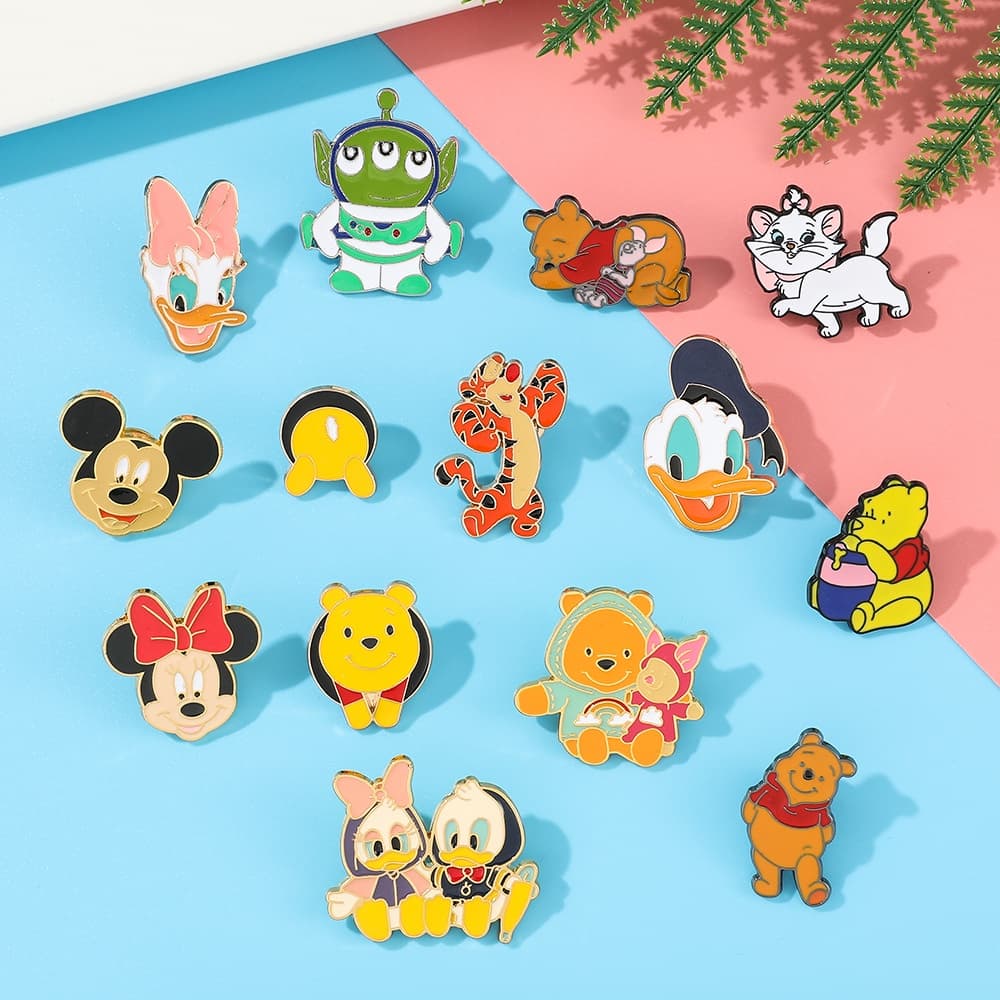 Disney Série Liga Anime Broche Pin Estudante Broches Para Mochila