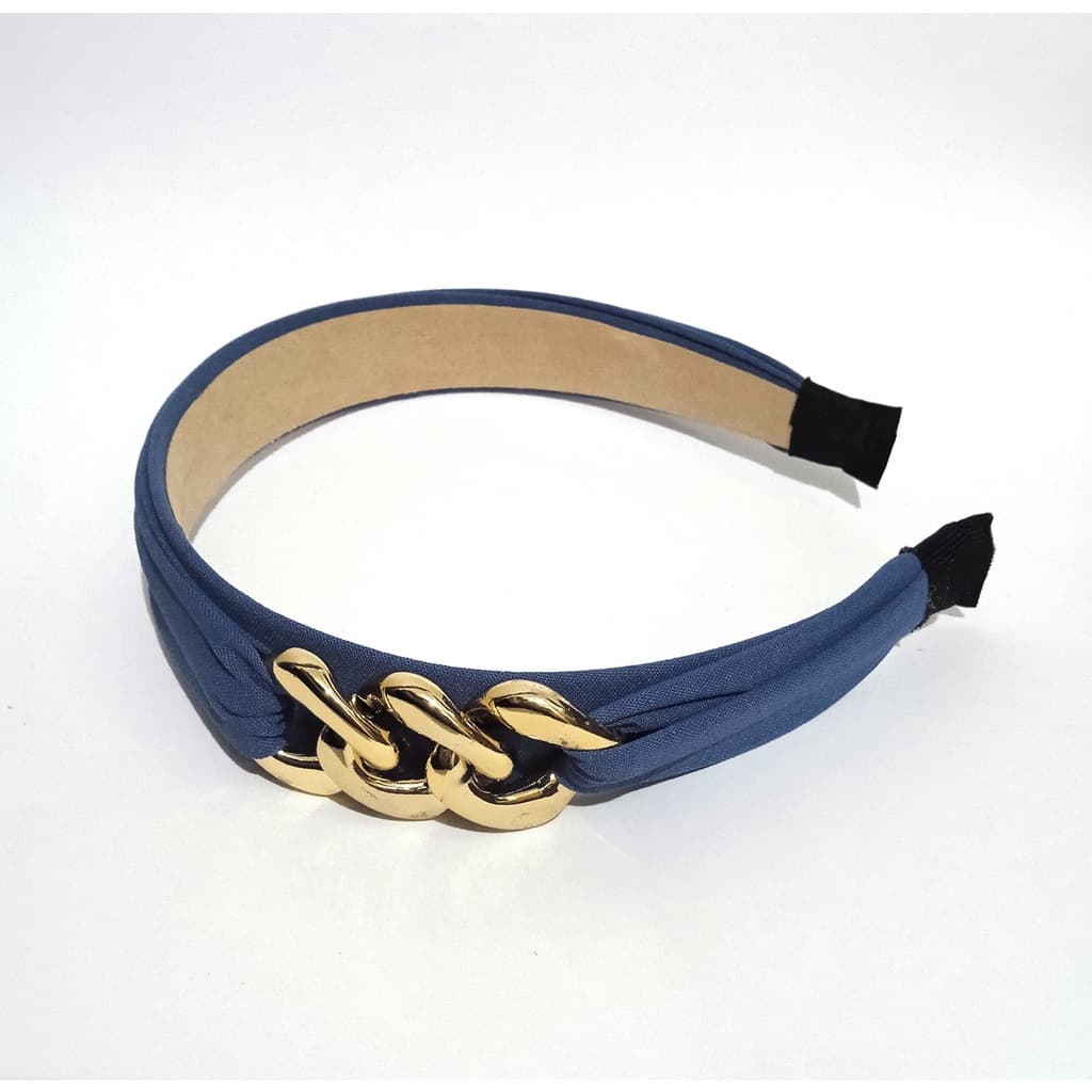 Tiara Blue Sky