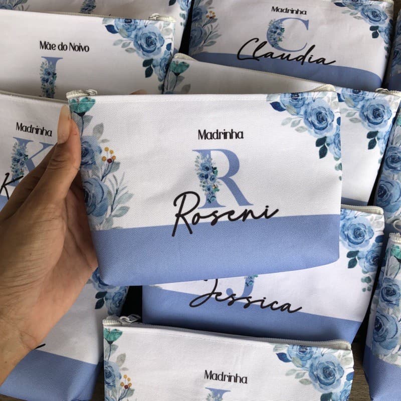 Necessaire Personalizada Cores Variadas Presente Luxo Madrinhas Casamento com Nome Inicial Floral