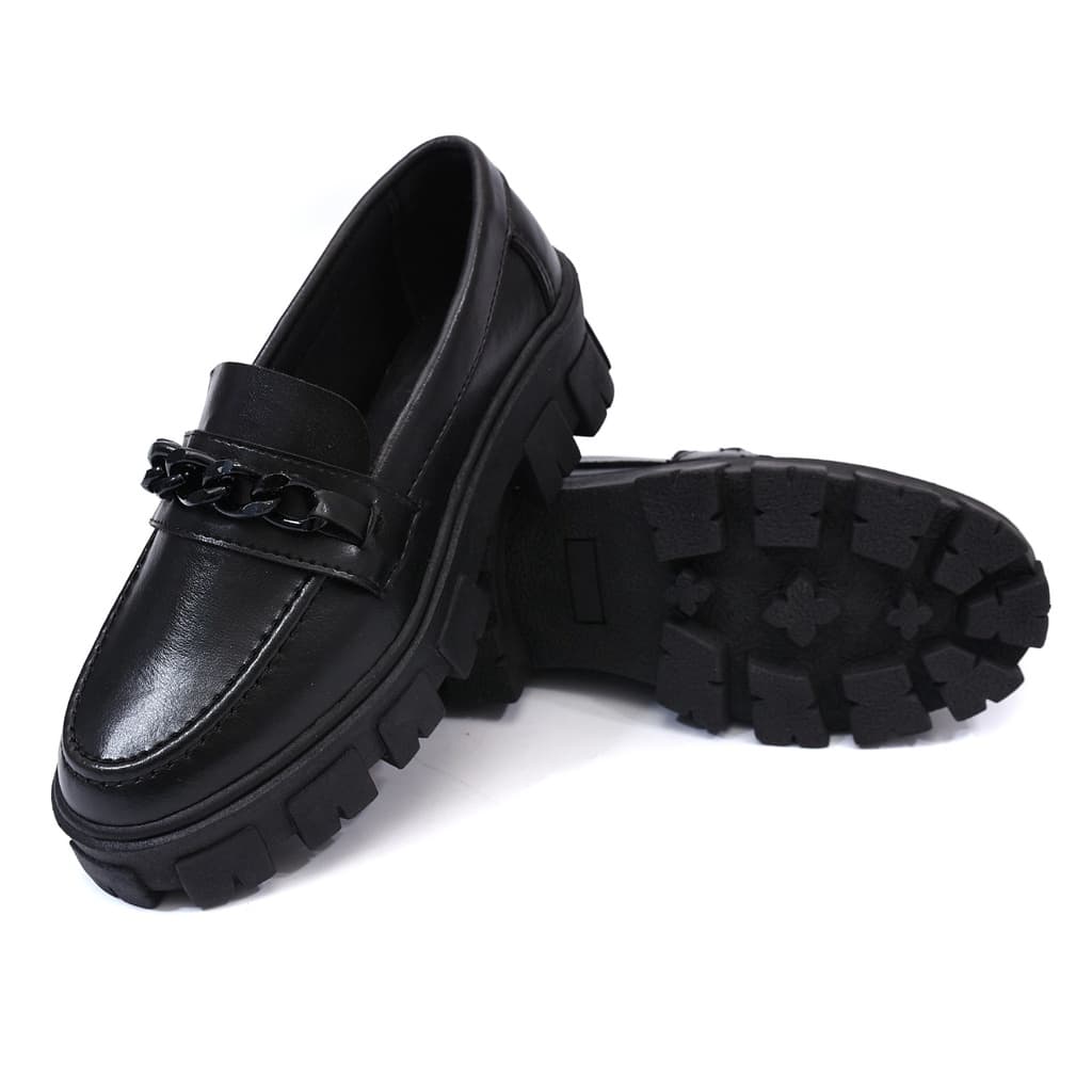 Mocassim feminino tendecia sola Tratorado Preto corrente preta