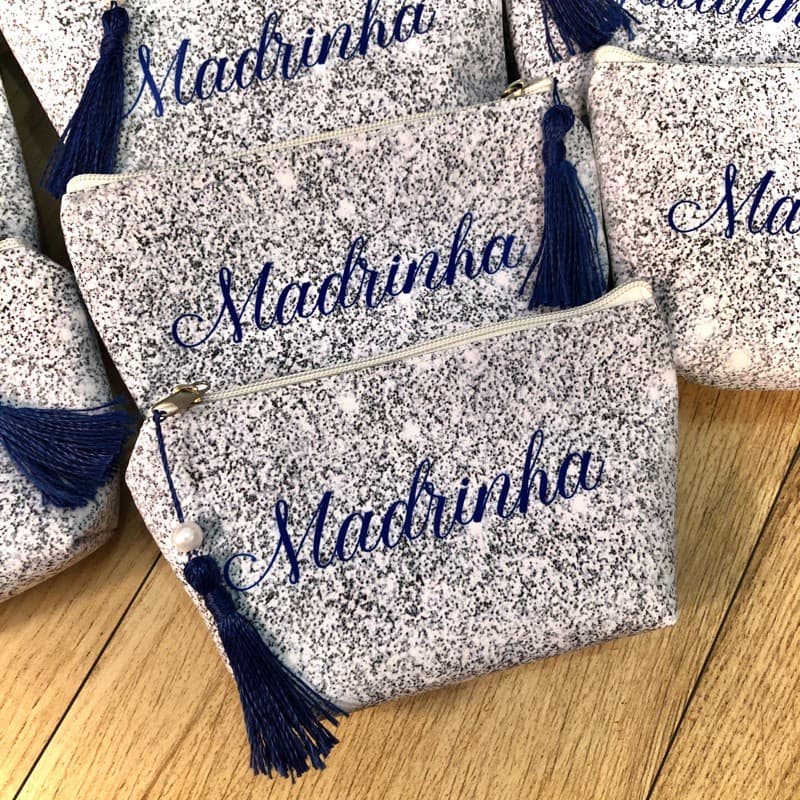 Necessaire Personalizada para Madrinhas de Casamento Com Pingente de Tassel