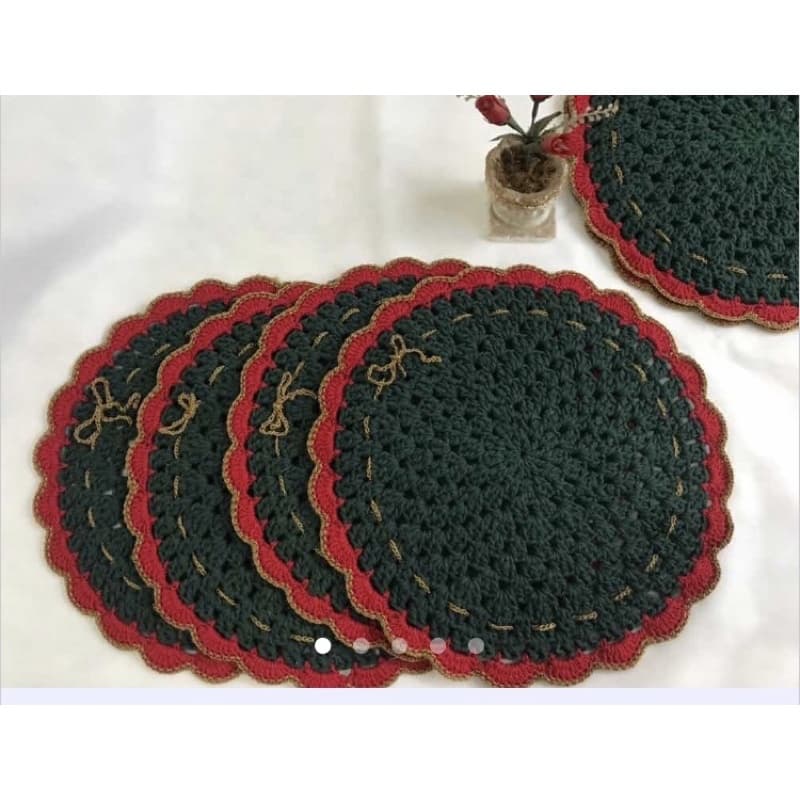 2 Sousplat Crochê 40 cm Verde Musgo com Detalhes Pronta Entrega Porta Prato Toalhinha Centro de Mesa Natal