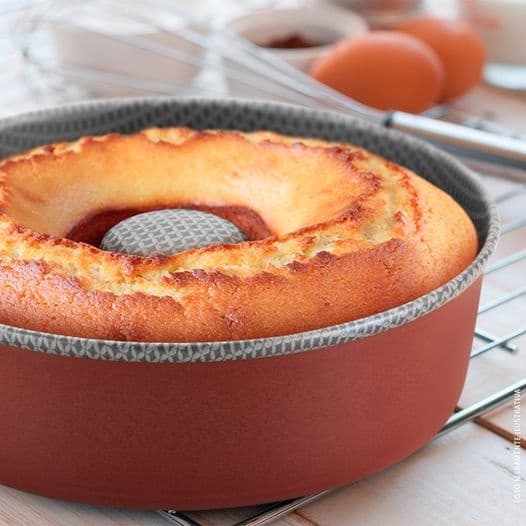 Forma de Cone Bolo  Pudim Vulcão  Antiaderente Teflon