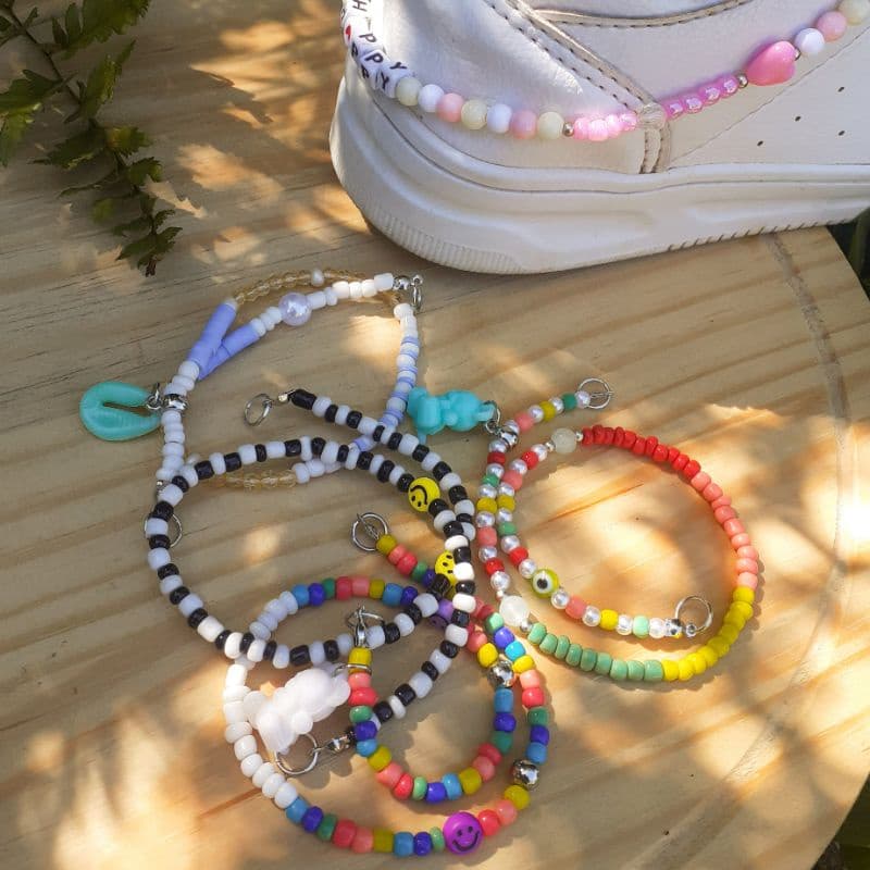 Sneakers Strap/ Cordinha de Tênis Colorida, Ursinho, Smile e Preta e Branca