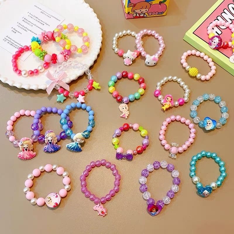 KIT 4/8/12/16/24  de pulseiras  para Crianças /Conjunto Infantil Frutas varis modelo pingente Colorido revende /presente