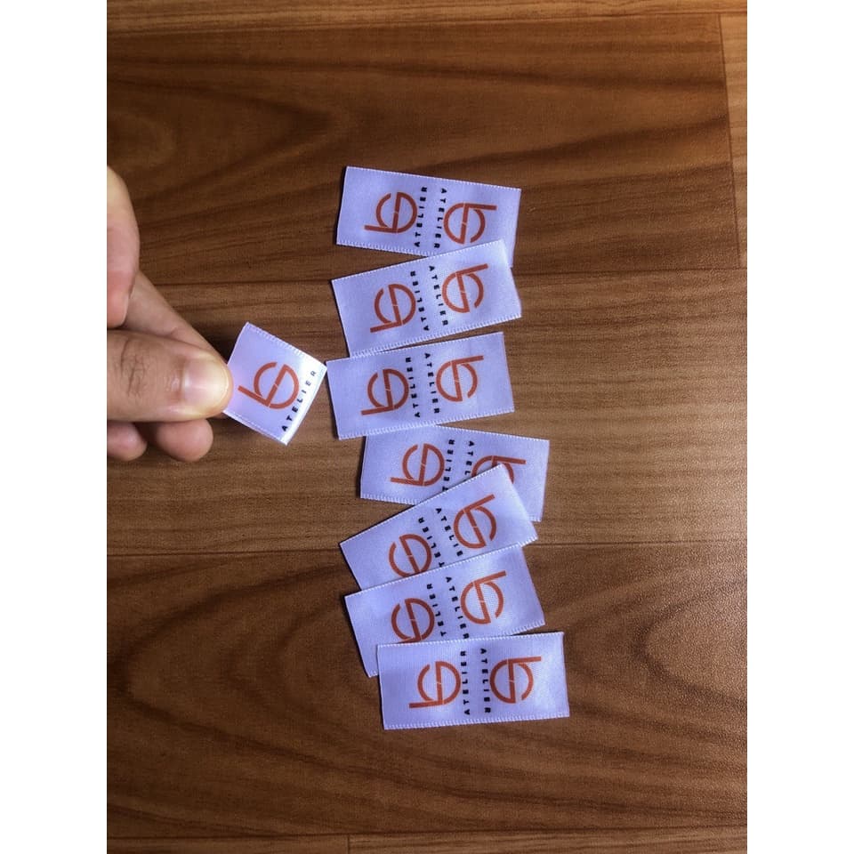 Etiquetas Personalizadas para Roupas Tecido Cetim 2,2x4cm Artesanato com 1.000 Unidades Escolar Rótulo com Tamanho