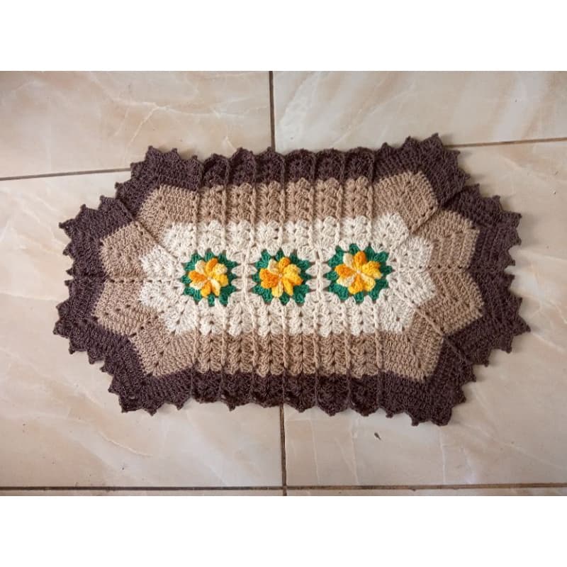 tapete de crochê com flores/tapete marrom/tapete estrela/tapete quarto/tapete pra porta/tapete pro banheiro