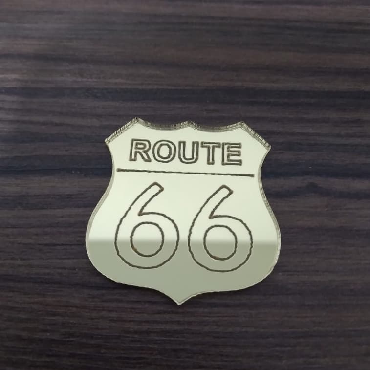 Apliques Placa Rota 66 Carros Acrílico Dourado