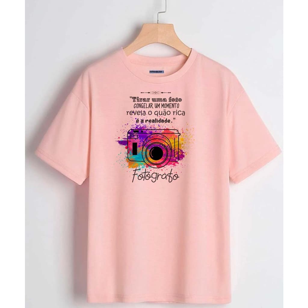 Camiseta Personalizada Fotografo(a), Camiseta Rosa Bebê 100% Poliéster