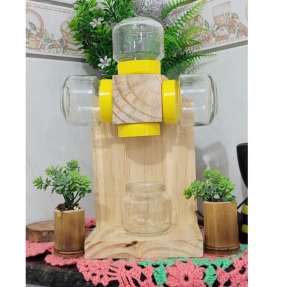 Porta Temperos Giratório de madeira  com 4 Potes de vidro