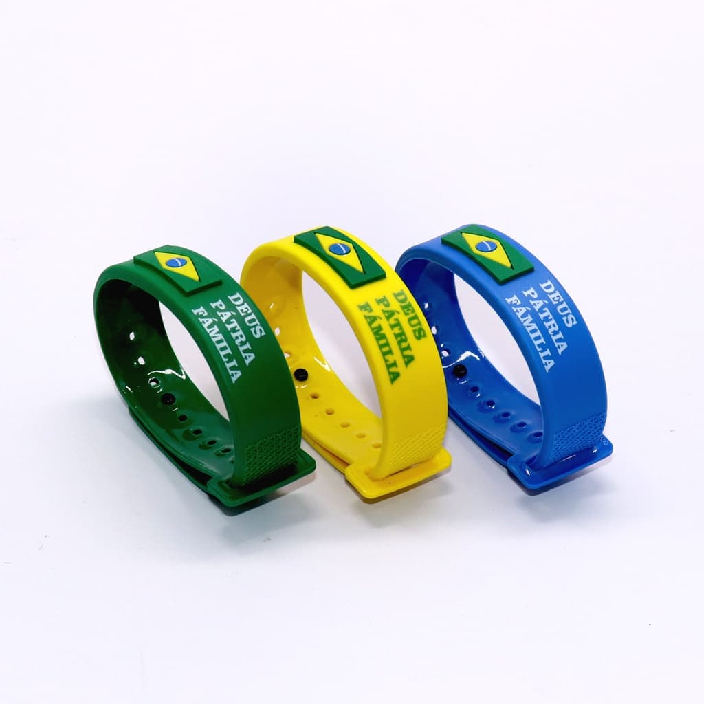 PULSEIRA BRASIL DEUS PATRIA FAMILIA COPA DO MUNDO ELEIÇÃO