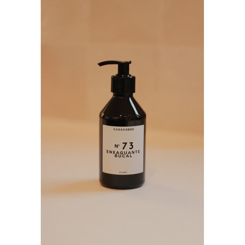 Mini Frasco Black Enxaguante Bucal - 240ml