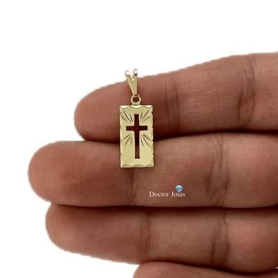 Pingente Medalha de Cruz 1,5cm Plaquinha Masculino Banhado a Ouro ou Banhada a Prata Feminina