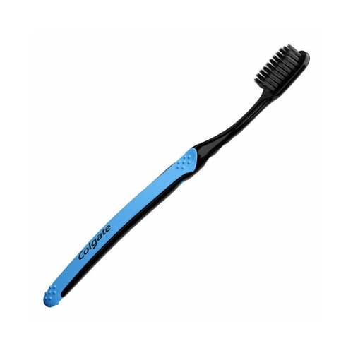 Escova de Dentes Slim Soft Black Colgate  Cerdas Ultra Finas