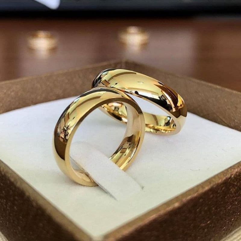 Aliança Casamento Anatômica 6mm Dourada Unidade.