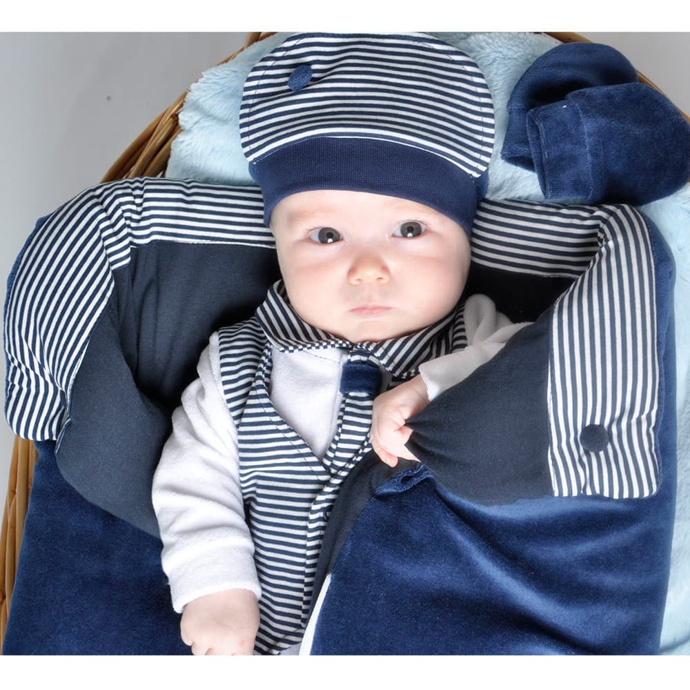 Kit Saída de Maternidade Felipe Inverno/Azul Marinho C/Branco Com Porta Bebê/ 4 peças