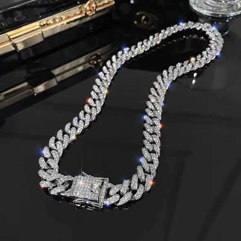 Novo Casal Europeu E Americano Masculino Feminino Cheio De Diamantes Com Colar Cubano Hip Hop Maré Rap Hiphop Personalid