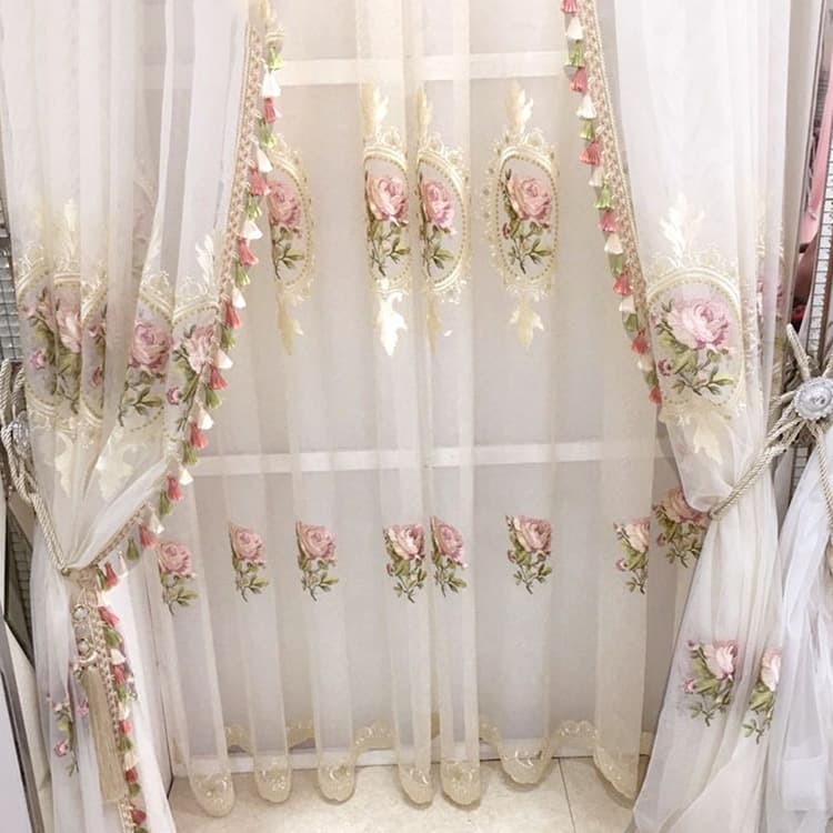 1pc Bordado Com Flor Cortina Transparente Para Sala De Estar Quarto Clássico Chinês Peônia Tassel Tulle Branco Tratamento De Janela Personalizada Painel Cortinas Portas Deslizantes