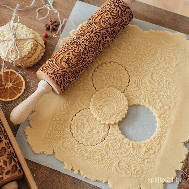 Rolo de gravura de madeira com gravura de Natal biscoitos de cozinha bolo de macarrão fondant massa floco de neve VIMH