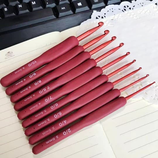 Conjunto De Agulhas De Crochê Tulipa Etimo De 9pcs . Acessórios Vermelha Vermelho Tecidos De Mão
