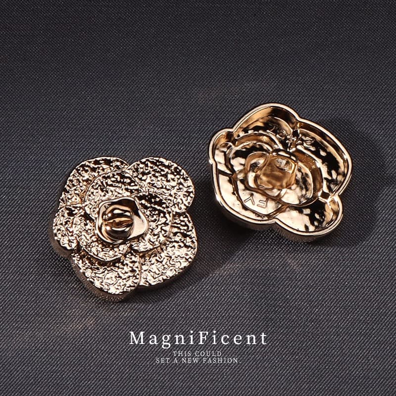 10pcs Botões De Roupas Retro Metálicas Gold Flower Para Costura De Camisolas De Malha Feminina Decorativos