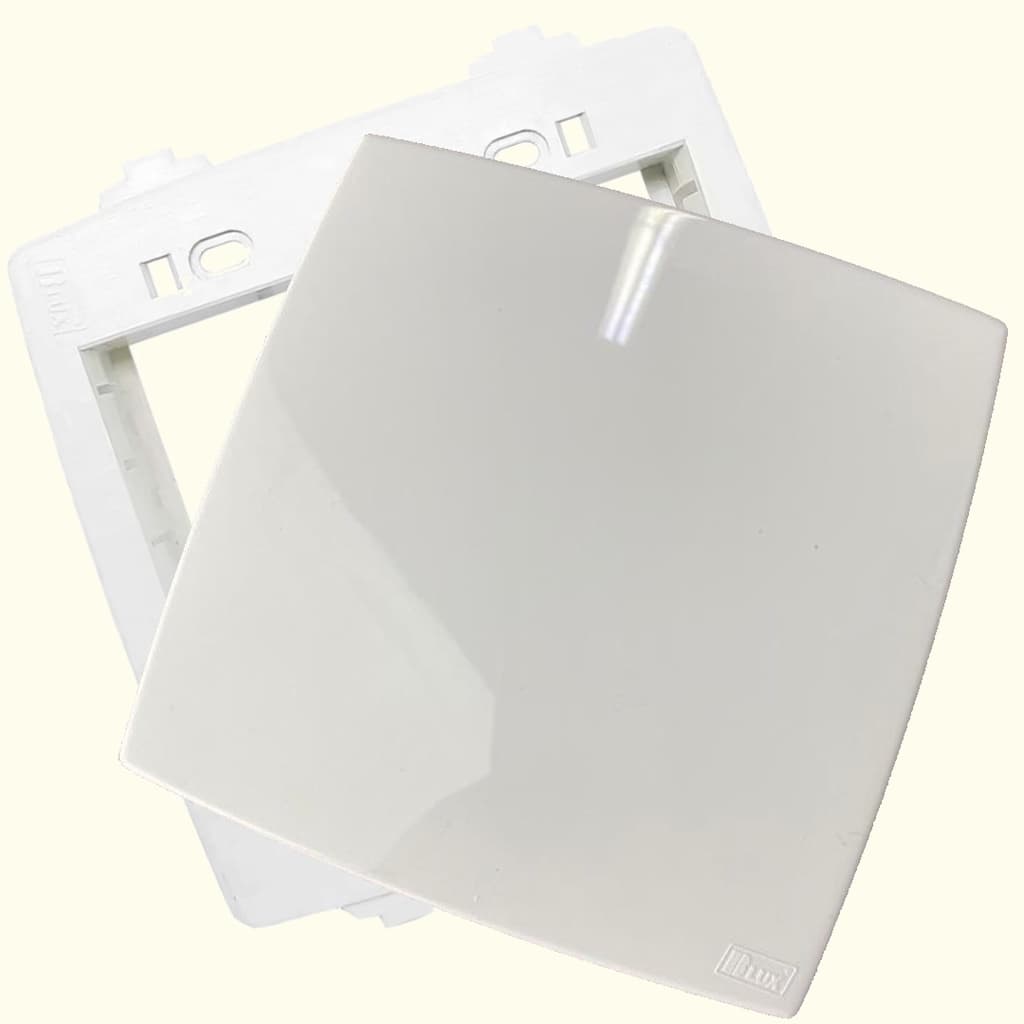 Placa Cega 4X4 Tampa C/ Suporte Parafusos Branca Blux Home