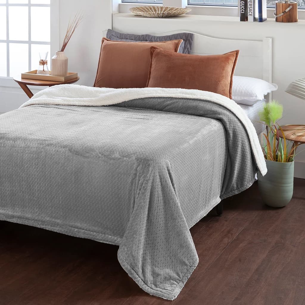 Cobertor com Sherpa Jacquard Hexa 1,80mx2,20m Cinza