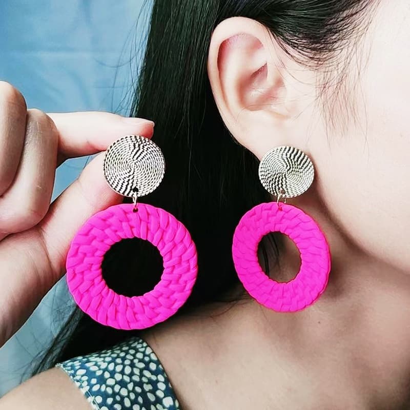 12 Cores Brincos Geométricos Estilo Boêmio de Pulverização Geométrica de Pulverização Redonda Brincos de Pinos de Moda Simples Brincos de Moda Única